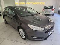 Usado Ford Focus Trend+ 125 CV (91 kW) 2015 Gris Familiar