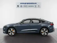 Usado Audi e-tron Sportback S-Line 300 kW (408 CV) 2022 Azul SUV