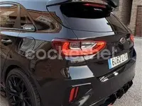 Usado Kia Ceed GT GT 204 CV (150 kW) 2019 Negro Berlina