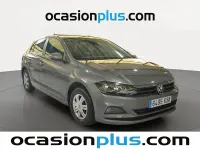 Usado VW Polo Edition 80 CV (58 kW) 2018 Gris Utilitario