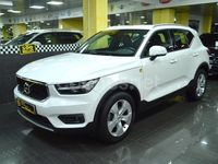 Usado Volvo XC40 Momentum 150 CV (110 kW) 2020 Blanco SUV