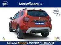 Usado Dacia Duster Journey 115 CV (84 kW) 2022 Naranja SUV