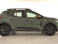 Usado Dacia Sandero Extreme 100 CV (73 kW) 2025 Verde Berlina