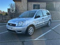 Usado Ford Fusion 100 CV (73 kW) 2004 Gris / plata Utilitario