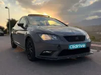Usado Seat Leon ST Style 110 CV (80 kW) 2014 Gris Familiar