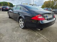 Usado Mercedes CLS500 306 CV (225 kW) 2005 Negro Coupe