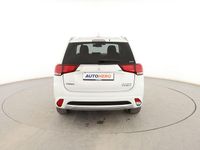 Usado Mitsubishi Outlander P-HEV 203 CV (149 kW) 2018 Blanco SUV