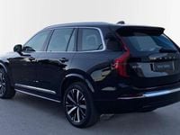 Käytetty Volvo XC90 Core 250 HP (183 kW) 2025 Katumaasturi