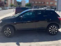 Usado Nissan Qashqai Acenta 116 CV (85 kW) 2011 Negro SUV