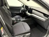 Usado Skoda Octavia Selection 150 CV (110 kW) 2025 Gris / plata Berlina