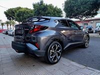 Usado Toyota C-HR Advance 122 CV (89 kW) 2022 Gris / plata SUV