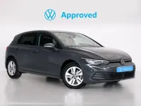 Usado VW Golf VIII Life 110 CV (80 kW) 2022 Gris