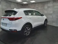Usado Kia Sportage 136 CV (100 kW) 2019 Blanco SUV