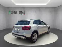 Usado Mercedes GLA200 Urban 136 CV (100 kW) 2016 Blanco SUV