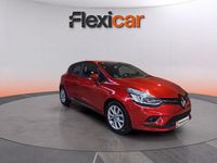 Usado Renault Clio IV Zen 90 CV (66 kW) 2017 Rojo Utilitario