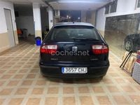 Usado Seat Leon Sport 105 CV (77 kW) 2003 Negro Utilitario