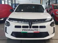 Usado Lancia Ypsilon 110 CV (80 kW) 2025 Blanco Utilitario