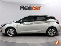 Usado Opel Astra 110 CV (80 kW) 2020 Gris Berlina