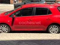 Usado Toyota Auris 97 CV (71 kW) 2008 Rojo Utilitario