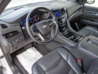 Usado Cadillac Escalade 2019 Blanco SUV