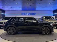 Usado Mini Cooper Classic 156 CV (114 kW) 2024 Negro Utilitario