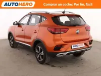 Usado MG ZS Comfort 106 CV (77 kW) 2023 Naranja SUV