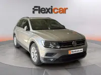 Usado VW Tiguan Advance 131 CV (96 kW) 2019 Beige SUV
