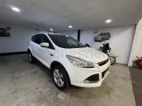 Usado Ford Kuga Titanium 150 CV (110 kW) 2014 Blanco SUV