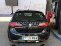 Usado Seat Leon Reference 105 CV (77 kW) 2006 Negro Utilitario