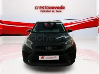 Usado Toyota Aygo X Play 72 CV (52 kW) 2022 Negro SUV