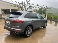 Usado Porsche Cayenne Platinum Edition 262 CV (192 kW) 2016 Gris / plata SUV