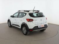 Usado Dacia Sandero Comfort 91 CV (66 kW) 2021 Blanco Utilitario