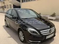 Usado Mercedes B180 109 CV (80 kW) 2013 Negro Monovolumen