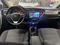Używany Toyota Auris Business Edition 90 KM (66 kW) 2014 Niebieski Kombi
