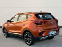 Usado MG ZS Luxury 111 CV (81 kW) 2023 Naranja Berlina
