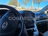 Usado Kia Carnival 185 CV (136 kW) 2007 Gris / plata Monovolumen