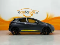 Usado Nissan Micra 92 CV (67 kW) 2022 Gris Utilitario