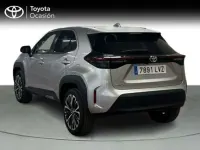 Usado Toyota Yaris Cross Plus 116 CV (85 kW) 2022 Gris SUV