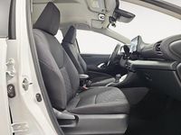 Usado Toyota Yaris Active 116 CV (85 kW) 2025 Blanco Utilitario