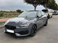 Usado Cupra Leon 150 CV (110 kW) 2024 Gris / plata Berlina