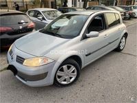 Usado Renault Mégane II Authentique 80 CV (58 kW) 2004 Gris / plata Berlina