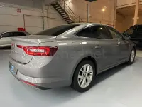 Usado Renault Talisman LIMITED 120 CV (88 kW) 2021 Marrón Berlina