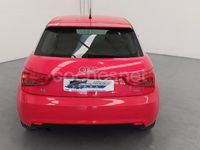 Usado Audi A1 Attraction 105 CV (77 kW) 2011 Rojo Utilitario