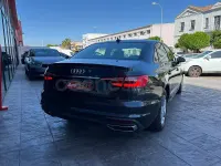 Usado Audi A4 Advanced 136 CV (100 kW) 2020 Gris / plata Berlina