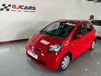 Używany Toyota Aygo 68 KM (50 kW) 2006 Czerwony Hatchback