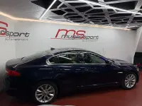 Usado Jaguar XF Luxury 240 CV (176 kW) 2014 Azul Berlina
