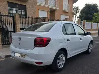 Usado Dacia Logan MCV Ambiance 73 CV (53 kW) 2018 Blanco Familiar