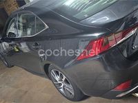 Usado Lexus IS300h Executive Line 223 CV (164 kW) 2018 Negro Berlina
