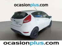 Usado Ford Fiesta Trend 69 CV (50 kW) 2011 Blanco Utilitario