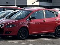 Usado Seat Altea 102 CV (75 kW) 2005 Rojo Monovolumen